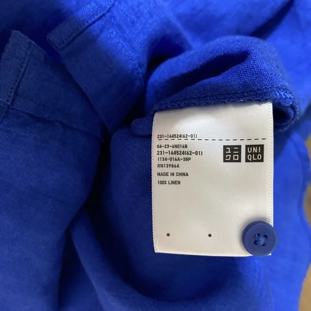 Uniqlo Women's 100% Linen Size Large Cobalt Blue Button Up Sleeveless top - Picture 4 of 5